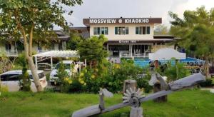 Mossview Resort