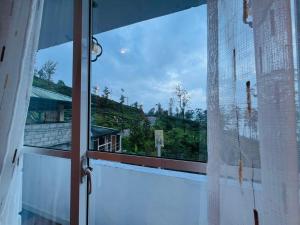 Ayos Hill Adams Peak Free Shuttle