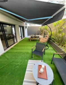 Spacious Modern Apartment with Large Sunny Terrace in Central Casablanca