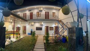 Hashtag Travelers Varanasi