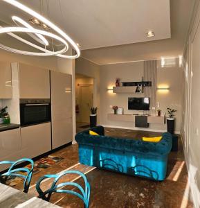 Upper San Pietro elegant flat on metro A with a view