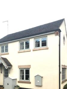 Repton Cottage in the Heart of the Village