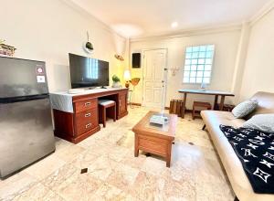 Apartment at Jayakarta Residence 6214