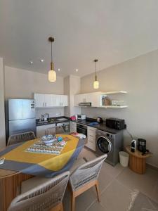 Cyan Elegant 3BR Golf View Escape