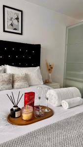 Modern 2-Bed Flat, Spacious, near Harry Potter Studio