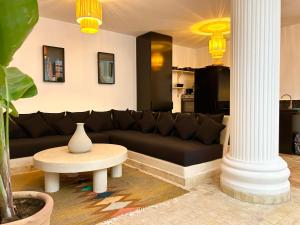 Maison Meurisse KHAMSaPrivate pool and breakfast