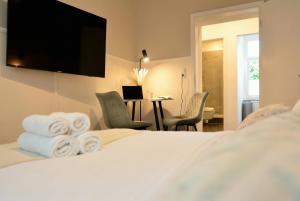 MILPAU Wuppertal 1 - Modernes Studio mit privater Terrasse & Queensize-Bett