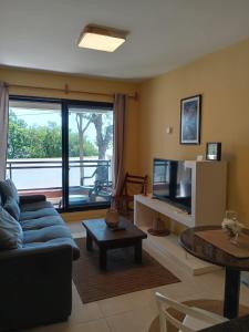 Apartamento con vista al Rio y frente a la playa