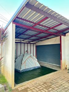 Stay Like a Local เต็นท์บ้านเรา