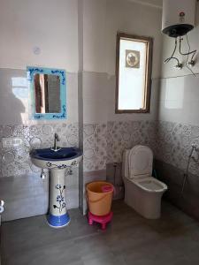 The Himalayan Peradise