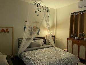 Ryuko Baohu Rentals - Tay Ho Bed & Breakfast