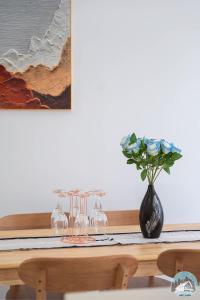 Sunny 2BR Brickworks Apartment Near Parramatta