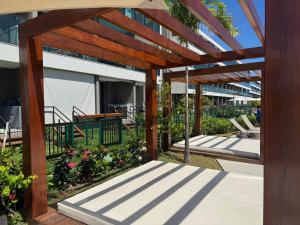 Flat Alto Padrão com 2 quartos em Porto de Galinhas -317 C- Beach Class Summer