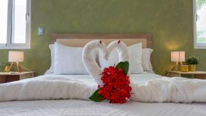 Oceanfront Escondido Bay Laguna Beach