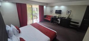 LTH Las Terrenas Hotel