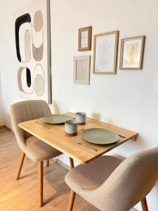 Modernes Zentrales Designer Apartment I Perfekt für Arbeiten & Familien