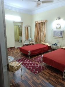 New Alipore Transit House