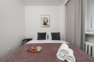 Lumina spacious 3-room apartment with balcony