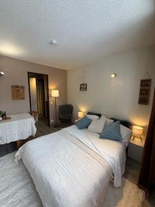 Ski InOut -Tignes Val Claret -2 Beds Flat C168