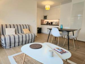 Beautiful new and bright apartment Sable & Sel