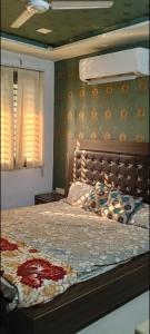 shree laddu gopal hotel
