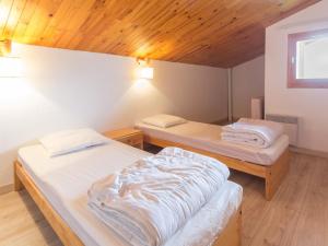 Appartement fonctionnel proche pistes, balcon vue vallée, 67 personnes - FR-1-181-2511