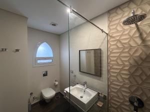 Azure 101 Studio Pool, Garden, & Roof -New Cairo