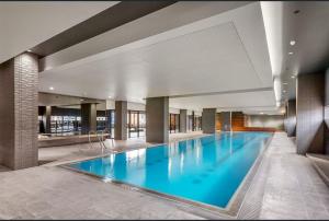 Melbourne City Escape Near QV Market