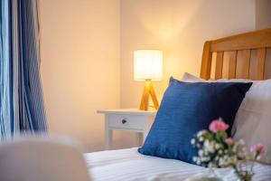 1 Alberni Cottage Hope Cove - 3-min walk to beach