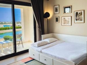 View and Location in Abu Tig Marina