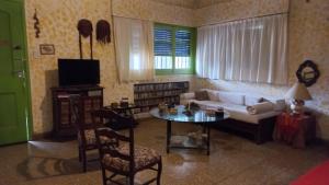 La casa de los titiriteros