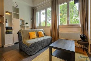 Platanes - St-Michel - Proche Stadium Tfc - Métro