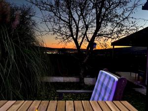 Mini Villa Marta - Full Privacy, Jacuzzi and BBQ Lounge near Split