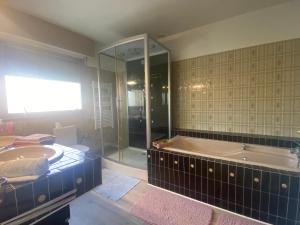 La maison dAngelique - Coliving Hotel - Gare de Niort