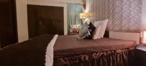 The Lunar Heaven Feel The Serenity