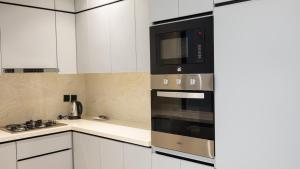 Darent Luxury two bedroom Apartment Al Rawdha