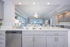 Phoenix Gulf Towers 1508 condo