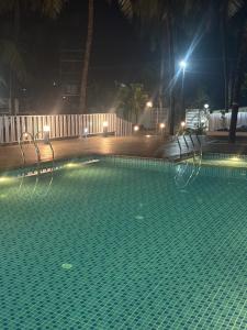The saltwater stay