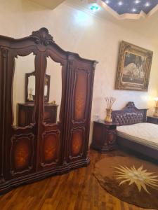 Яворницького 83 Серова Центр 2 кв Люкс