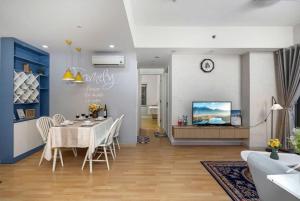 Amazing Capacious 2 BR condo in T1 Masteri Thao Dien