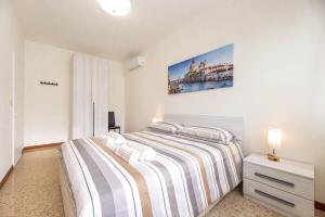 Sole Apartment Residence In Venice - 5min from Airport