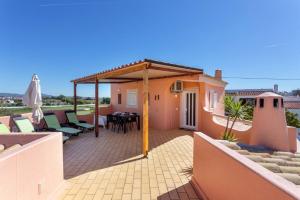 Blife Mariangya private rooms at Faro beach