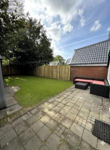 3 bedrooms Family House till 6 p Near Amsterdam & Sea