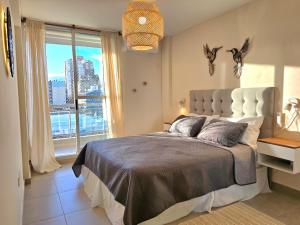 Encantador departamento VIP con cochera cerca del río