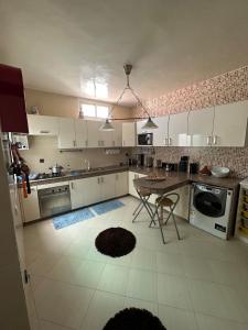 Appartement 500 m from Moulay Abdellah Stadium