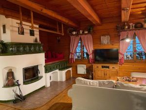 Roubená chalupa Lysečinky A