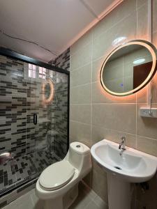 Cuarto cerca del metro cincuentenario