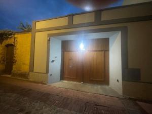 Luxar Suites & Apartments