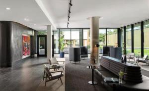 Modern Tampa Studio Near Ybor City & Downtown