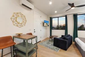 Private Studio - Stylish Cozy & Central